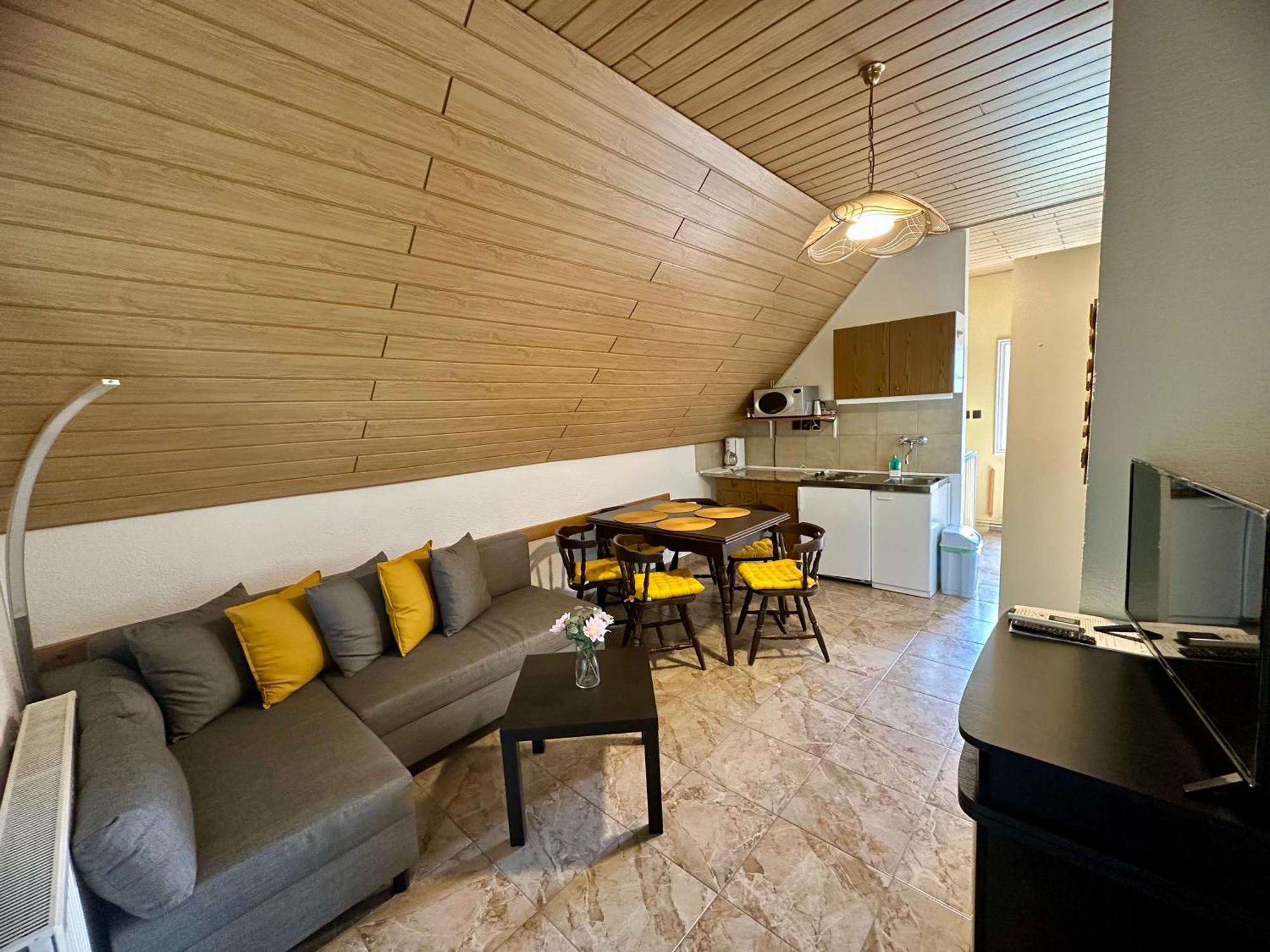 Rita Apartman Balatonszeplak 希欧福克 外观 照片